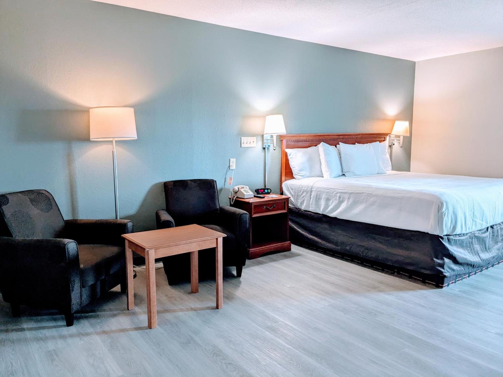 Baymont By Wyndham Lebanon In Villa Exteriör bild